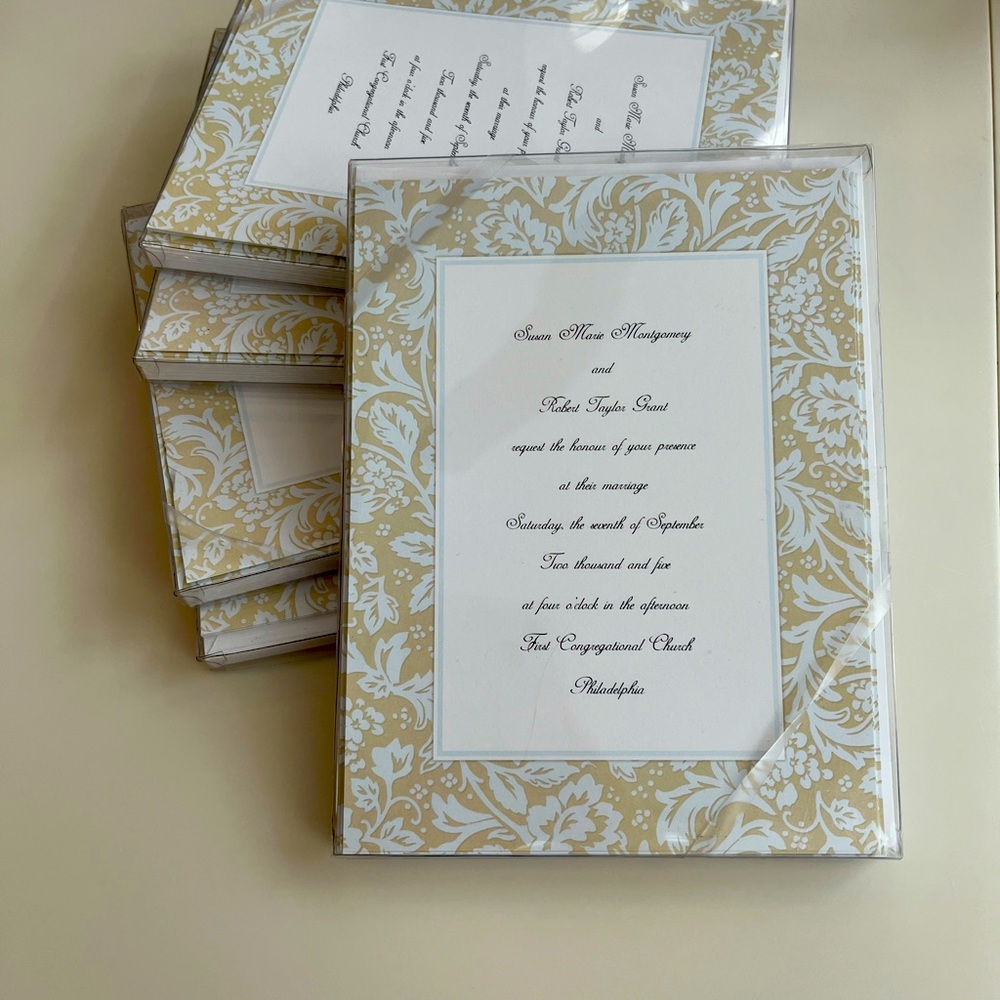Set of 50  6”x8” Imprintables Invitations & Envelopes